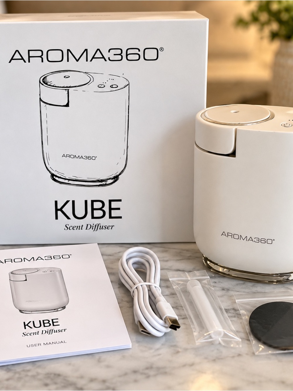 AROMA360 KUBE Scent Diffuser – White USB Aroma Diffuser